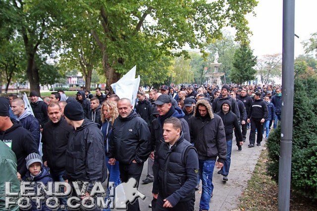 Szurkoloi_demonstracio_20141026_13