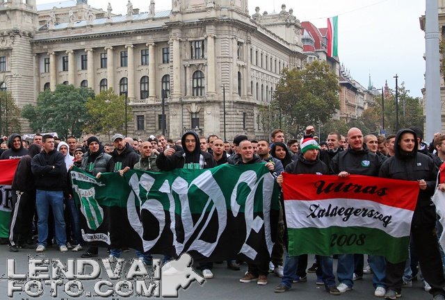 Szurkoloi_demonstracio_20141026_61