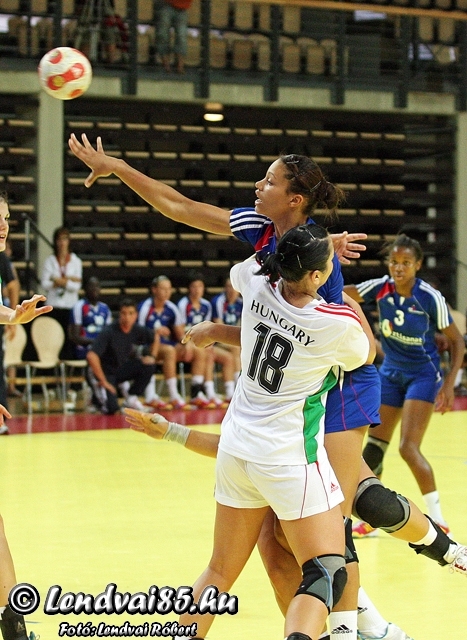 FRA-HUN_U19_17-28_20090814_51