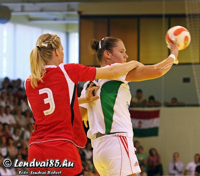 HUN-NOR_U19_27-29_20090823_33