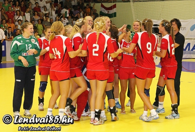 HUN-NOR_U19_27-29_20090823_53