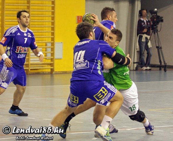 FTC-PLER_-_Pick_Szeged_23-29_20111116_61