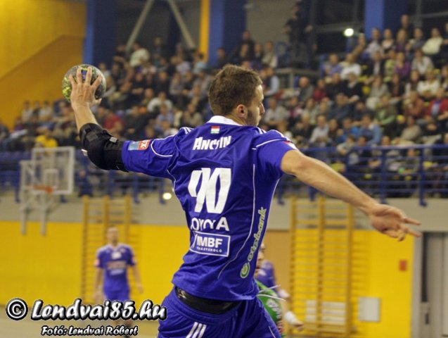 FTC-PLER_-_Pick_Szeged_23-29_20111116_76