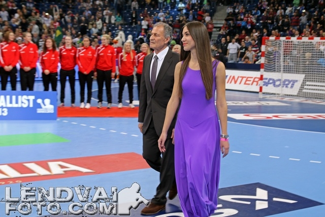 VB2013_Eredmenyhirdetes_20131222_06