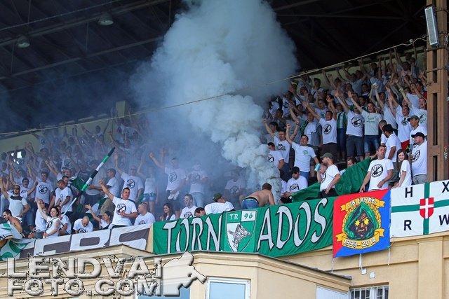 FTC-Rapid_szurkoloifoci_8-3_20140810_01