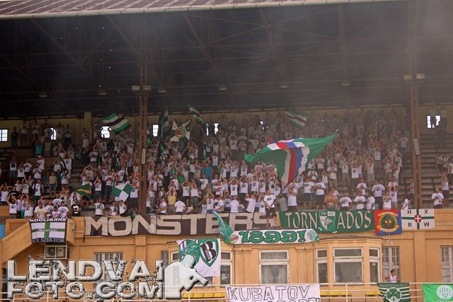 FTC-Rapid_szurkoloifoci_8-3_20140810_04