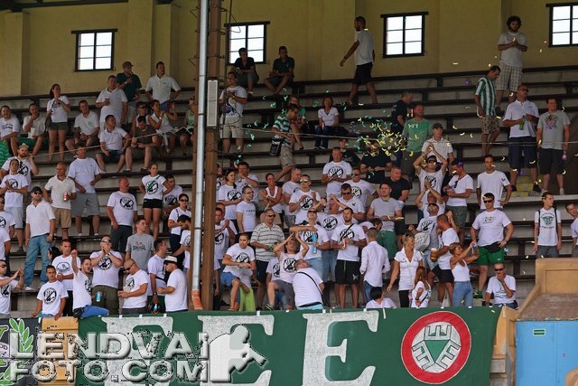 FTC-Rapid_szurkoloifoci_8-3_20140810_05