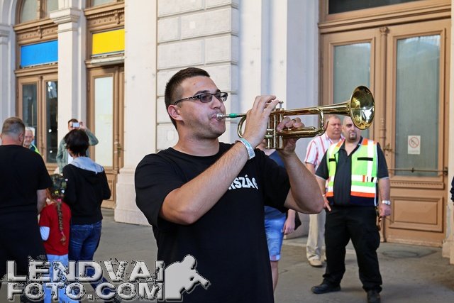On_tour_bukarest_visszaut_20141012_21